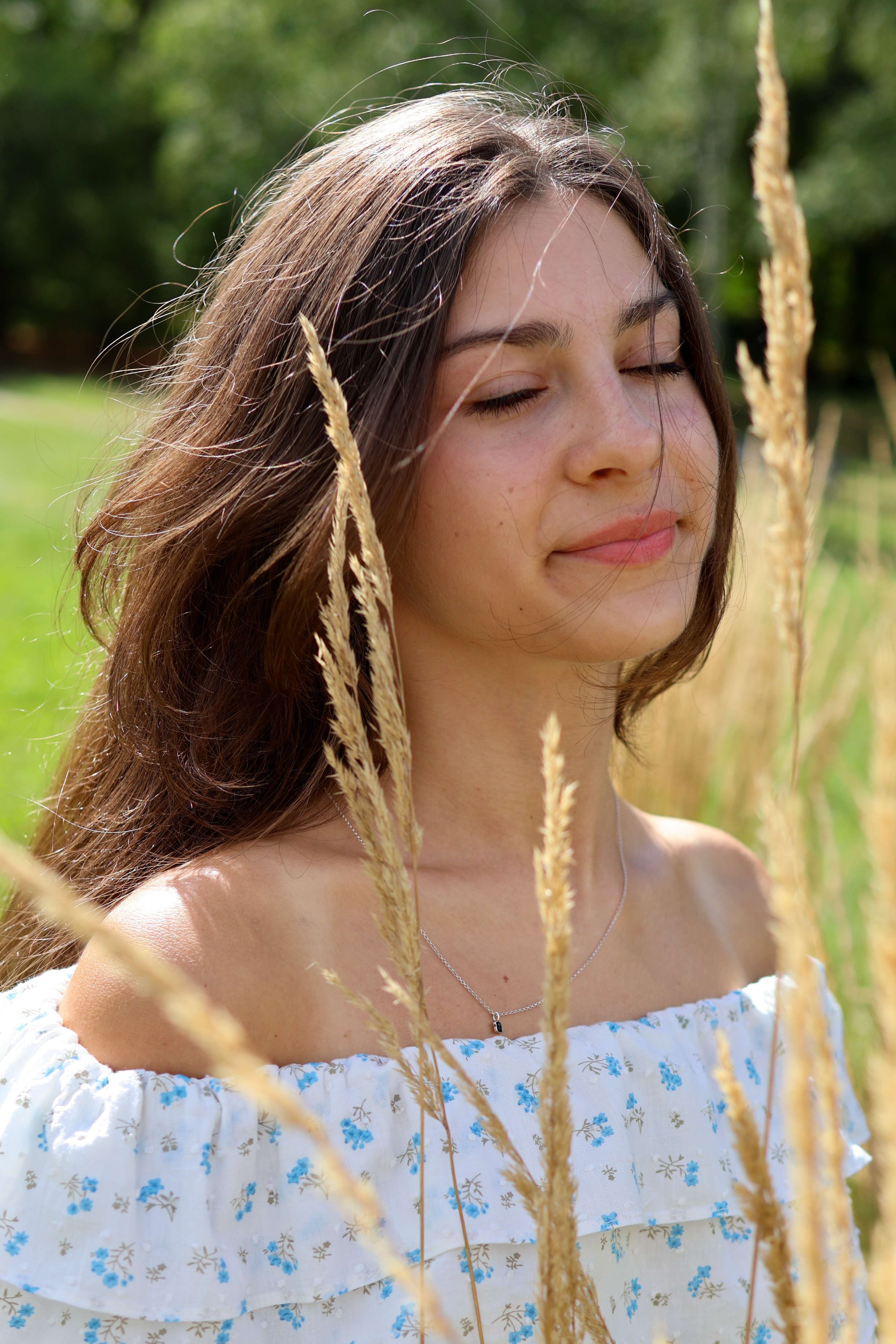 Sesja w plenerze w złotym świetle